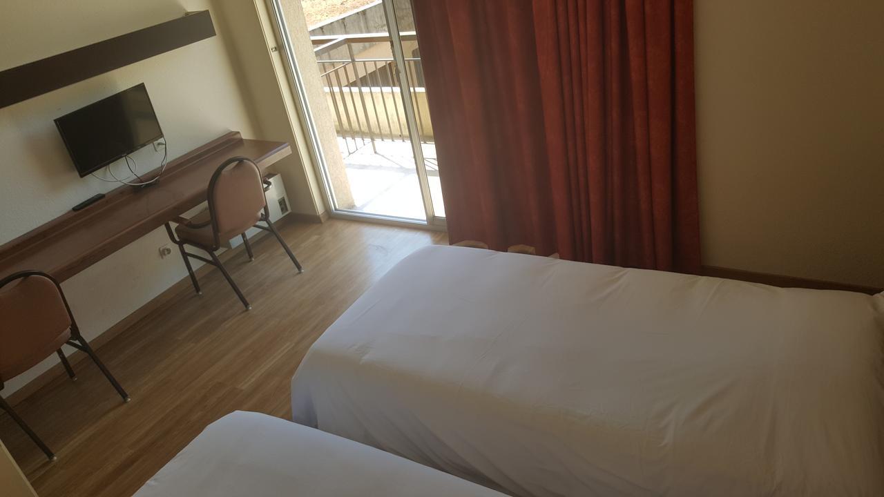 Hotel Le Soli Saint-Julien-en-Genevois Eksteriør bilde