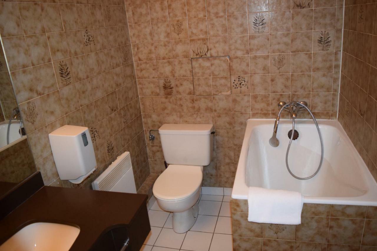 Hotel Le Soli Saint-Julien-en-Genevois Eksteriør bilde